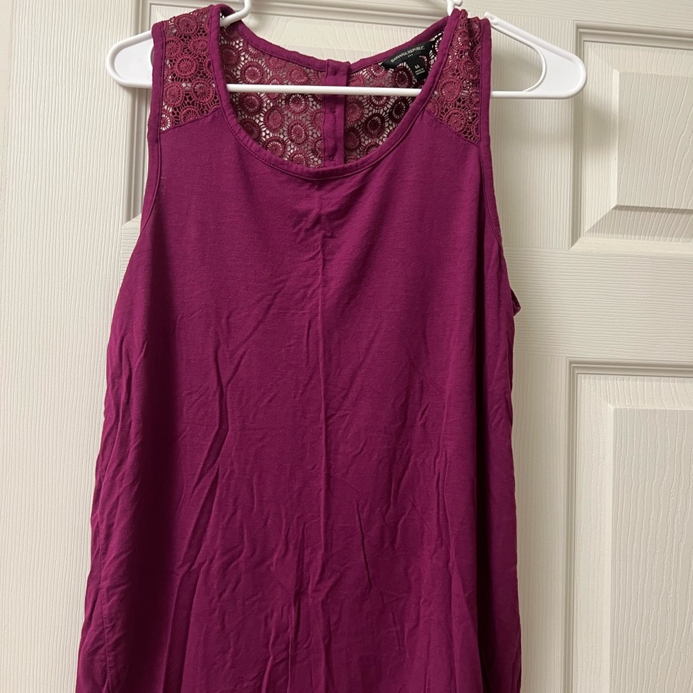 Maroon/ Dark Purple Sleeveless tank top with lace backing